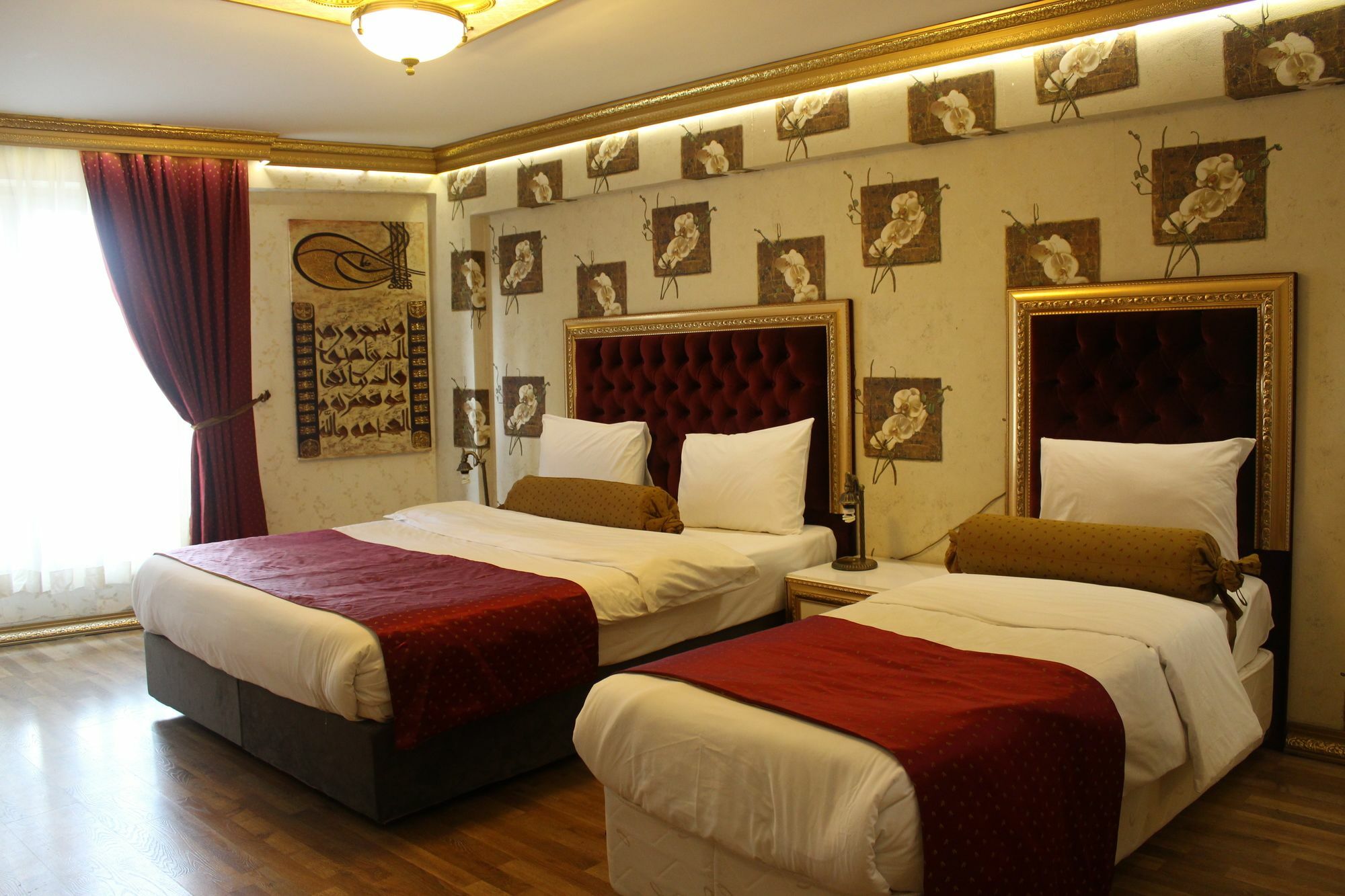 Hotel Marmara Deluxe 3*